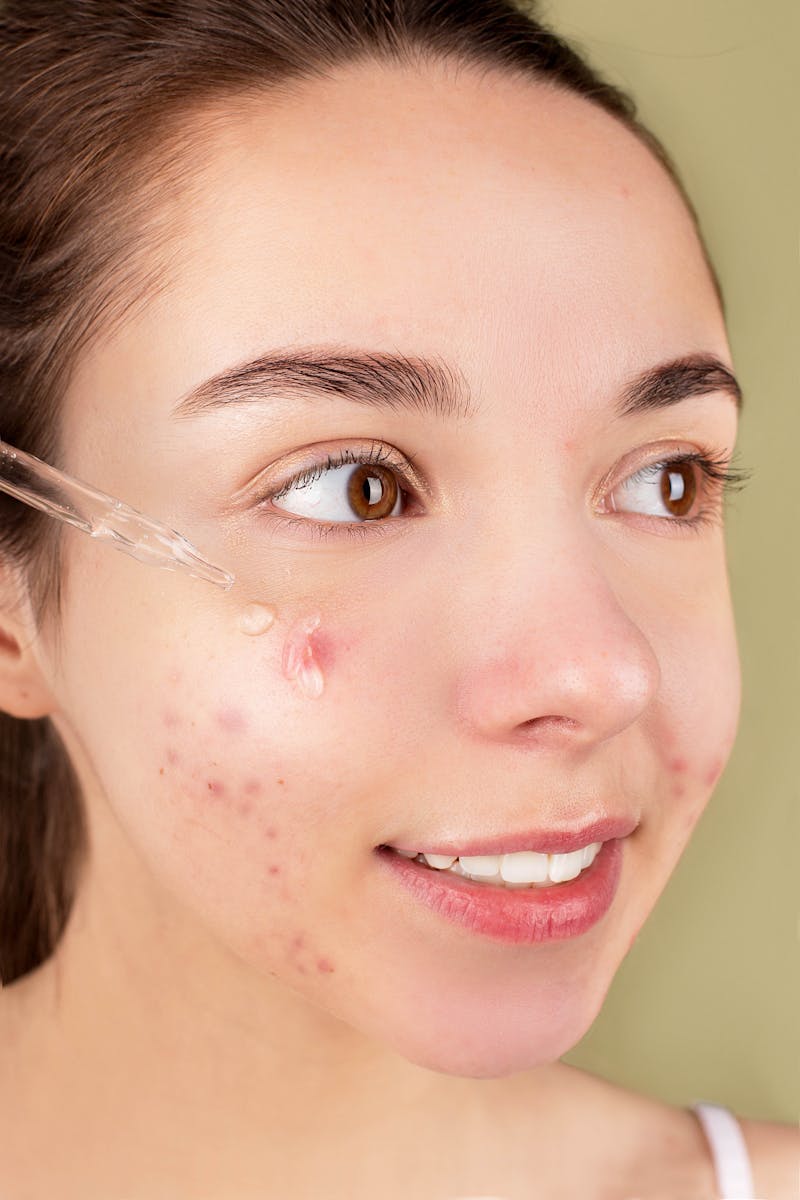 Macadamia Oil Facial Serum for Dry Skin